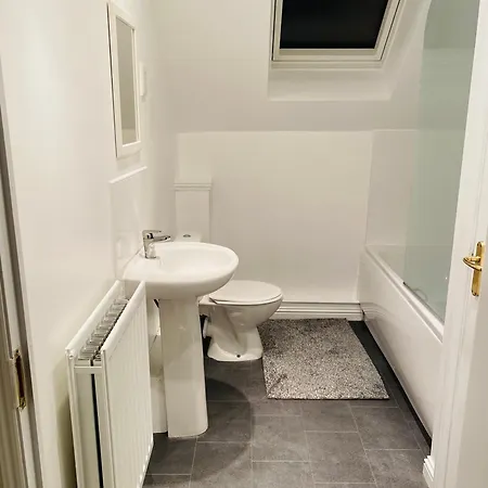 Apartment Dengenzii Spacious Onebedroom Leeds (West Yorkshire)